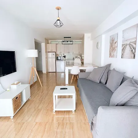 Comodo En By Bebalmy Apartment