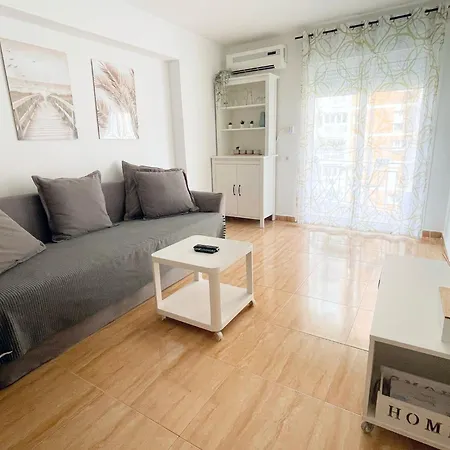 Apartment Comodo En By Bebalmy *
